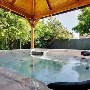 7-palms.tophotelsbath.com/